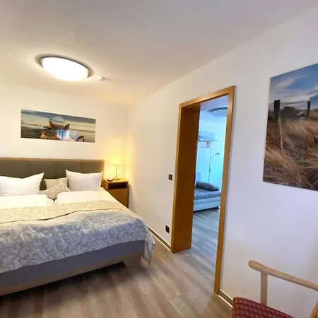 Suederhaus Hiddensee App 5 アパート Neuendorf